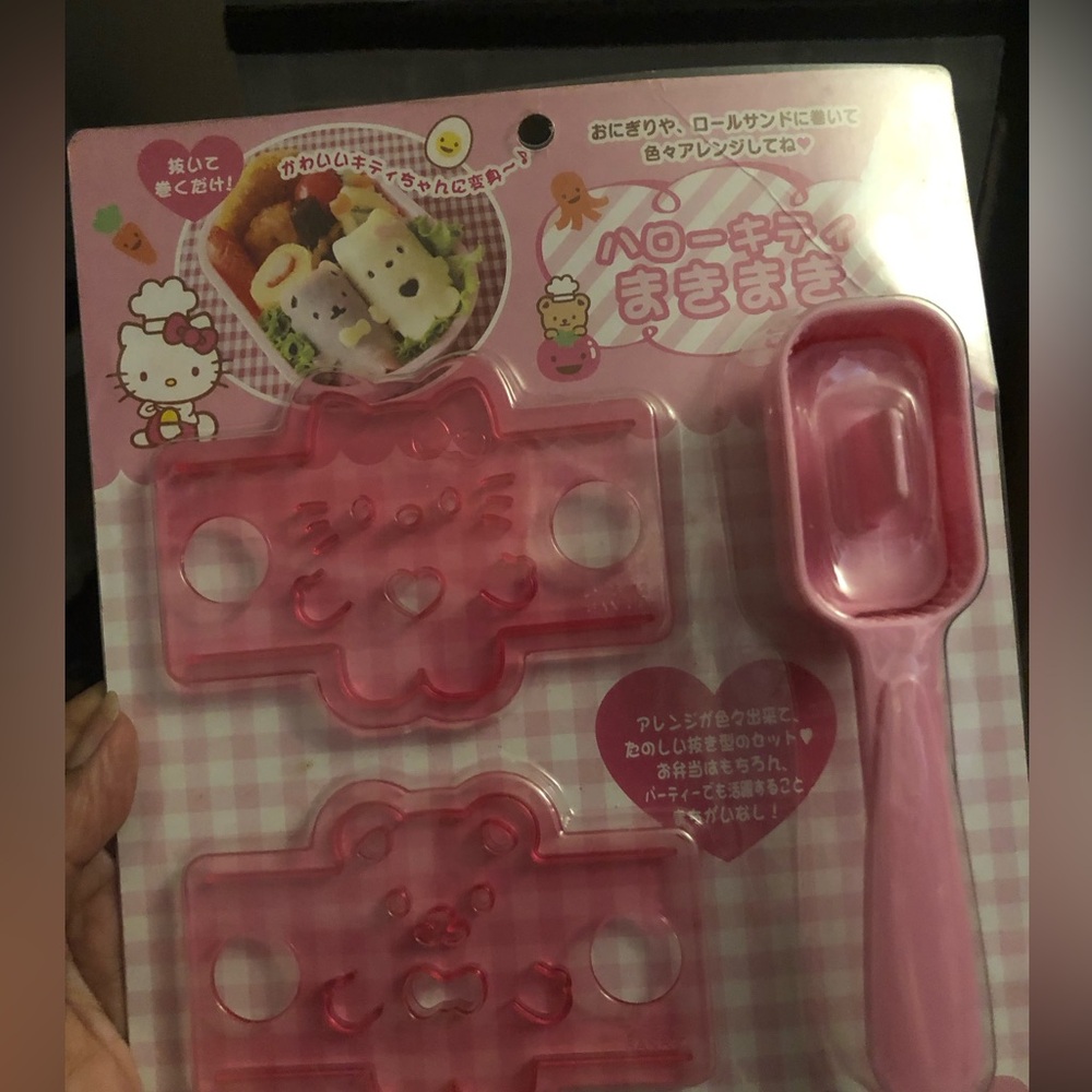 Sanrio Hello Kitty Sushi Mold Maker Kit